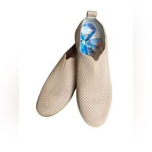 Born Shoes Women’s Antero Knit Slip On Flat Shoes Size 7M Blush Pink Tan EUC